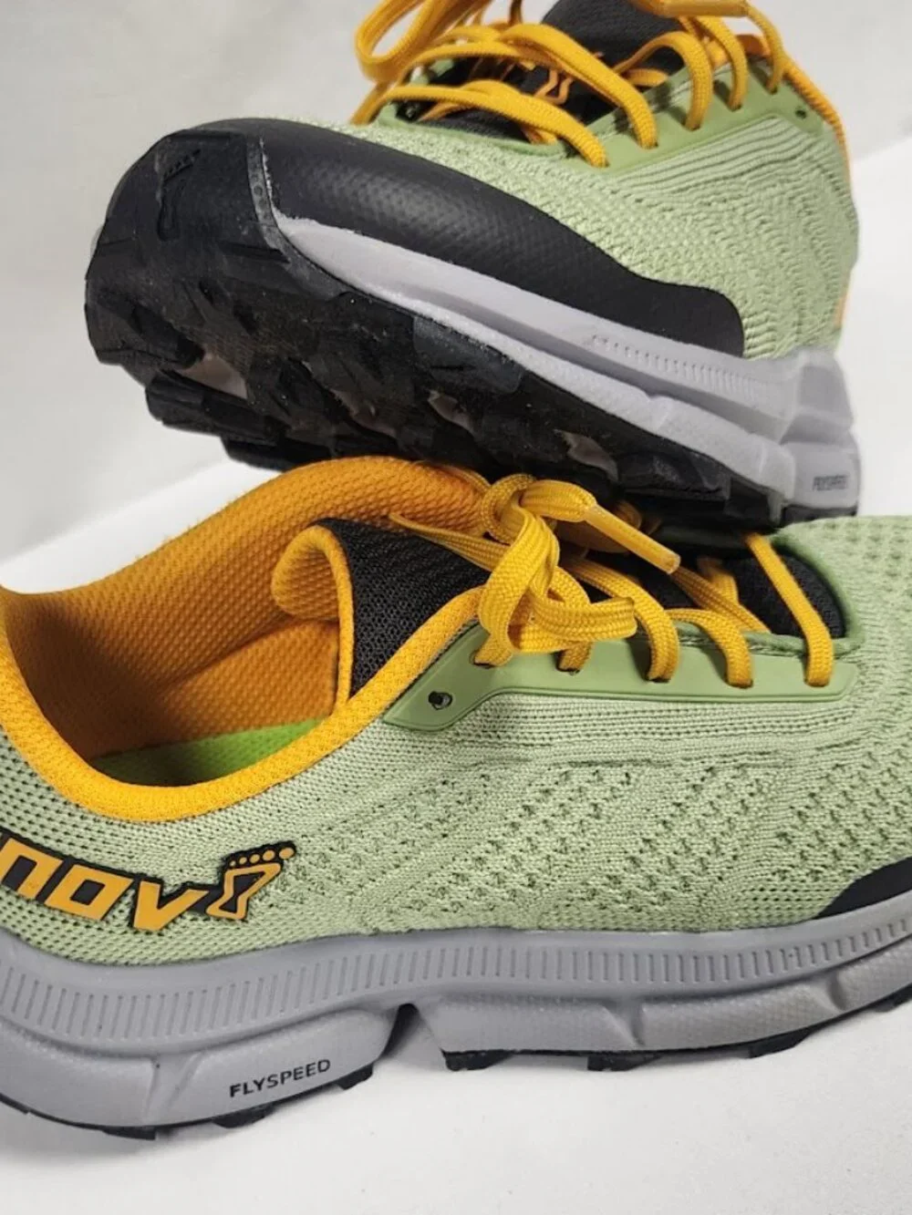 Inov-8 TrailFly Ultra G 280 Women’s Size 8 Trail Running Shoes Green Yellow